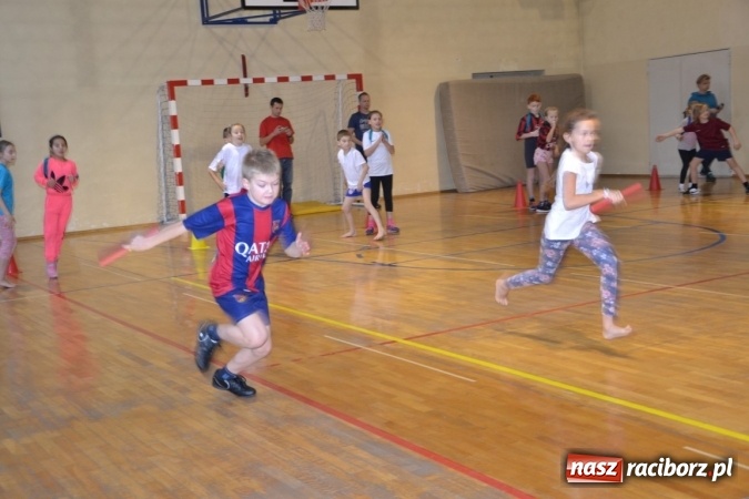 Zdjęcie w galerii na portalu naszraciborz.pl: Gminny turniej gier i zabaw w Zabełkowie wiadomości z regionu