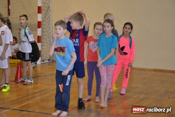 Zdjęcie w galerii na portalu naszraciborz.pl: Gminny turniej gier i zabaw w Zabełkowie wiadomości z regionu
