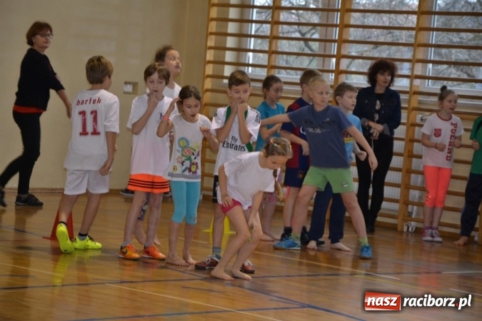 Zdjęcie w galerii na portalu naszraciborz.pl: Gminny turniej gier i zabaw w Zabełkowie wiadomości z regionu