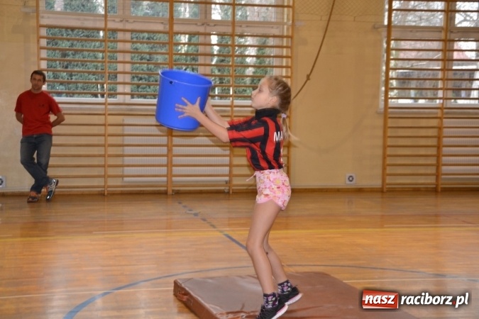 Zdjęcie w galerii na portalu naszraciborz.pl: Gminny turniej gier i zabaw w Zabełkowie wiadomości z regionu