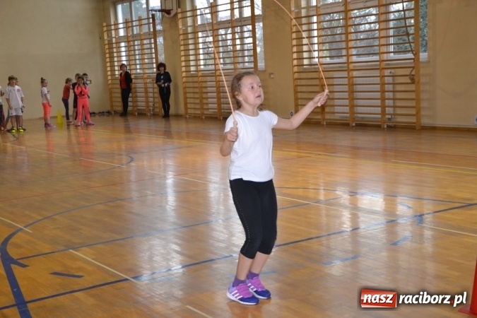 Zdjęcie w galerii na portalu naszraciborz.pl: Gminny turniej gier i zabaw w Zabełkowie wiadomości z regionu