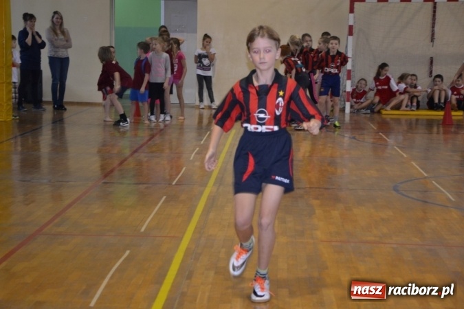 Zdjęcie w galerii na portalu naszraciborz.pl: Gminny turniej gier i zabaw w Zabełkowie wiadomości z regionu