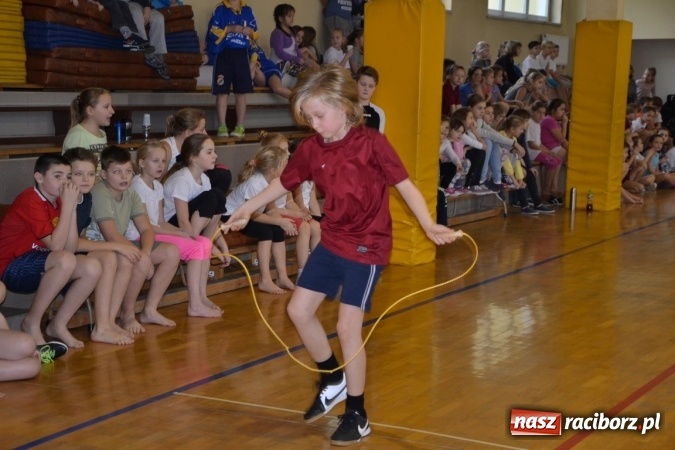Zdjęcie w galerii na portalu naszraciborz.pl: Gminny turniej gier i zabaw w Zabełkowie wiadomości z regionu