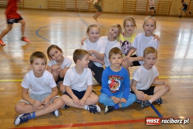 Zdjęcie w galerii na portalu naszraciborz.pl: Gminny turniej gier i zabaw w Zabełkowie wiadomości z regionu