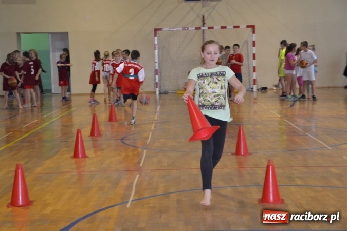 Zdjęcie w galerii na portalu naszraciborz.pl: Gminny turniej gier i zabaw w Zabełkowie wiadomości z regionu