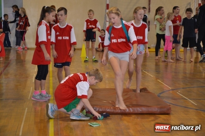 Zdjęcie w galerii na portalu naszraciborz.pl: Gminny turniej gier i zabaw w Zabełkowie wiadomości z regionu