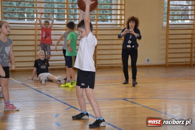 Zdjęcie w galerii na portalu naszraciborz.pl: Gminny turniej gier i zabaw w Zabełkowie wiadomości z regionu