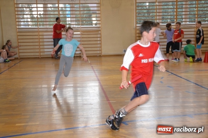 Zdjęcie w galerii na portalu naszraciborz.pl: Gminny turniej gier i zabaw w Zabełkowie wiadomości z regionu