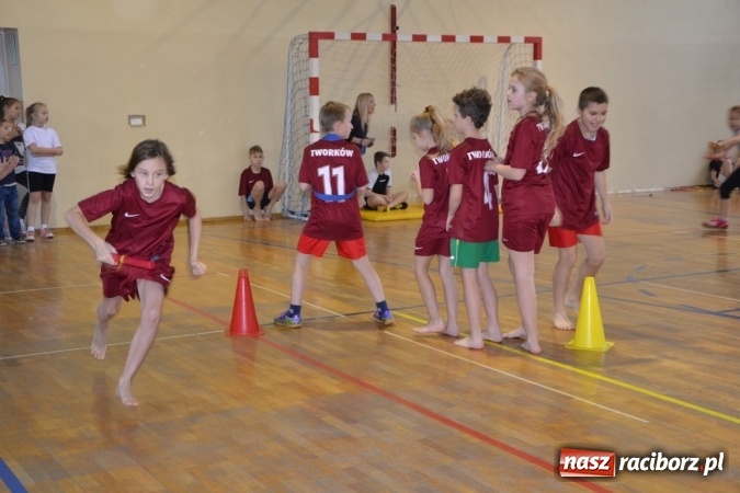 Zdjęcie w galerii na portalu naszraciborz.pl: Gminny turniej gier i zabaw w Zabełkowie wiadomości z regionu