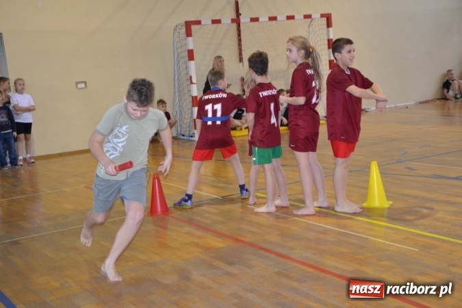 Zdjęcie w galerii na portalu naszraciborz.pl: Gminny turniej gier i zabaw w Zabełkowie wiadomości z regionu