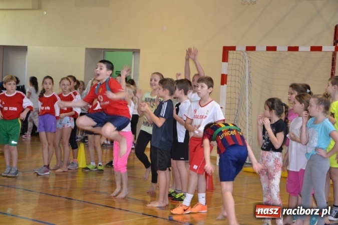 Zdjęcie w galerii na portalu naszraciborz.pl: Gminny turniej gier i zabaw w Zabełkowie wiadomości z regionu