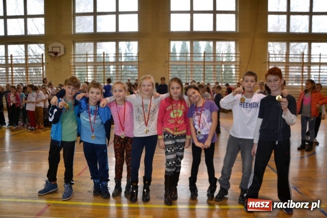 Zdjęcie w galerii na portalu naszraciborz.pl: Gminny turniej gier i zabaw w Zabełkowie wiadomości z regionu