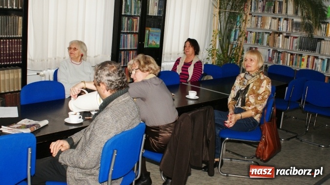 Zdjęcie w galerii na portalu naszraciborz.pl: Zmotywowani do działania z biblioteką  wiadomości z regionu