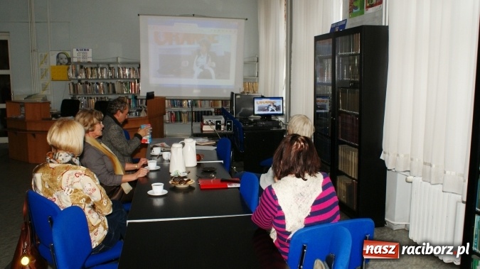 Zdjęcie w galerii na portalu naszraciborz.pl: Zmotywowani do działania z biblioteką  wiadomości z regionu
