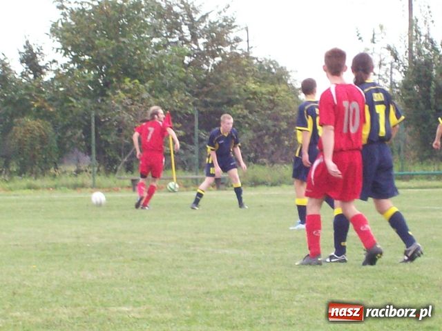 Zdjęcie w galerii na portalu naszraciborz.pl: Wicher zdmuchnął Lyski wiadomości z regionu