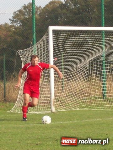 Zdjęcie w galerii na portalu naszraciborz.pl: Wicher zdmuchnął Lyski wiadomości z regionu
