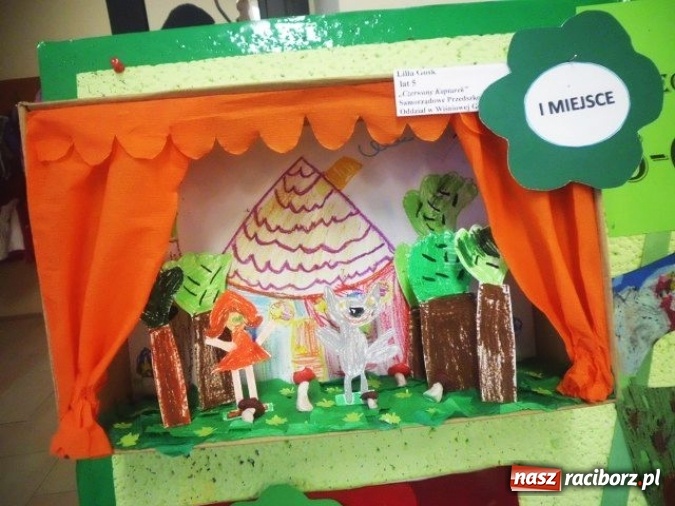 Zdjęcie w galerii na portalu naszraciborz.pl: W Kuźni Raciborskiej wyłoniono laureatów II Ogólnopolskiego Konkursu Plastycznego Lubię teatr  wiadomości z regionu