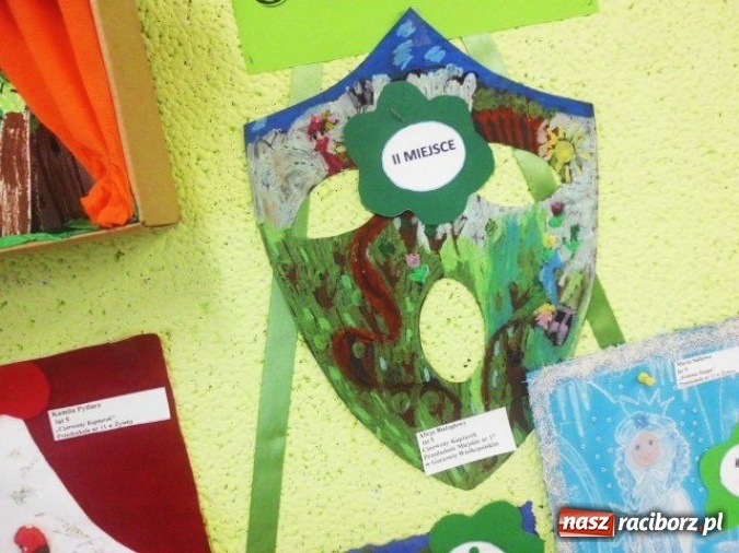 Zdjęcie w galerii na portalu naszraciborz.pl: W Kuźni Raciborskiej wyłoniono laureatów II Ogólnopolskiego Konkursu Plastycznego Lubię teatr  wiadomości z regionu