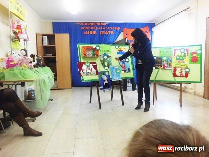 Zdjęcie w galerii na portalu naszraciborz.pl: W Kuźni Raciborskiej wyłoniono laureatów II Ogólnopolskiego Konkursu Plastycznego Lubię teatr  wiadomości z regionu