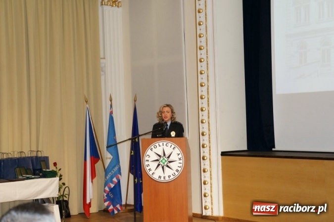 Zdjęcie w galerii na portalu naszraciborz.pl: Raciborscy policjanci z wizytą w Opawie  wiadomości z regionu