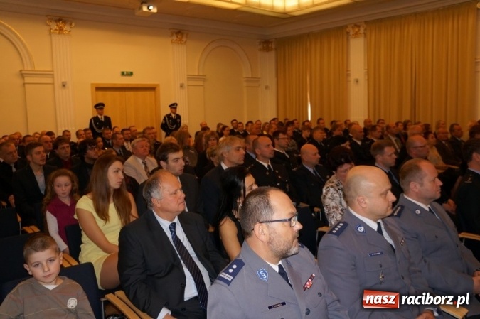 Zdjęcie w galerii na portalu naszraciborz.pl: Raciborscy policjanci z wizytą w Opawie  wiadomości z regionu