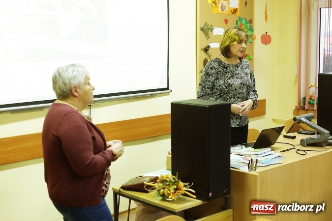 Zdjęcie w galerii na portalu naszraciborz.pl: W raciborskiej PWSZ powstała Grupa Regionalna Polskiego Stowarzyszenia Animatorów Pedagogiki Celestyna Freineta wiadomości z regionu