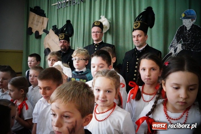 Zdjęcie w galerii na portalu naszraciborz.pl: Wiwat dla górnika! Barbórka w Babicach   wiadomości z regionu