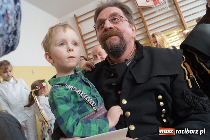 Zdjęcie w galerii na portalu naszraciborz.pl: Wiwat dla górnika! Barbórka w Babicach   wiadomości z regionu