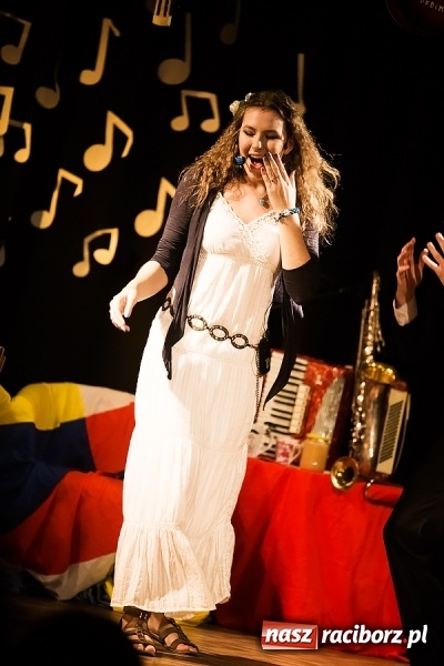 Zdjęcie w galerii na portalu naszraciborz.pl: Kolejna premiera spektaklu grupy teatralnej Irrealis wiadomości z regionu