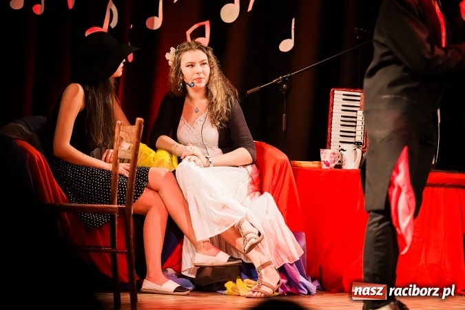 Zdjęcie w galerii na portalu naszraciborz.pl: Kolejna premiera spektaklu grupy teatralnej Irrealis wiadomości z regionu