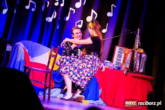 Zdjęcie w galerii na portalu naszraciborz.pl: Kolejna premiera spektaklu grupy teatralnej Irrealis wiadomości z regionu