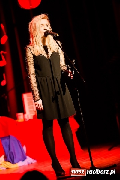 Zdjęcie w galerii na portalu naszraciborz.pl: Kolejna premiera spektaklu grupy teatralnej Irrealis wiadomości z regionu