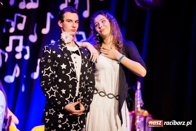 Zdjęcie w galerii na portalu naszraciborz.pl: Kolejna premiera spektaklu grupy teatralnej Irrealis wiadomości z regionu