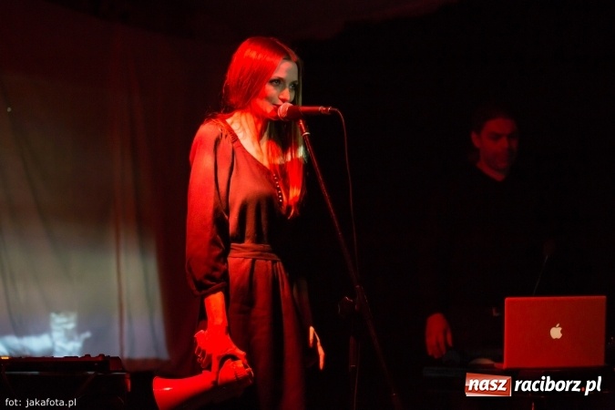 Zdjęcie w galerii na portalu naszraciborz.pl: W klimacie Marlene Dietrich na Końcu Świata wiadomości z regionu