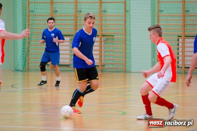 Zdjęcie w galerii na portalu naszraciborz.pl: Remisowy piątek w HLPN. Dwa tuziny goli w Arenie Rafako wiadomości z regionu