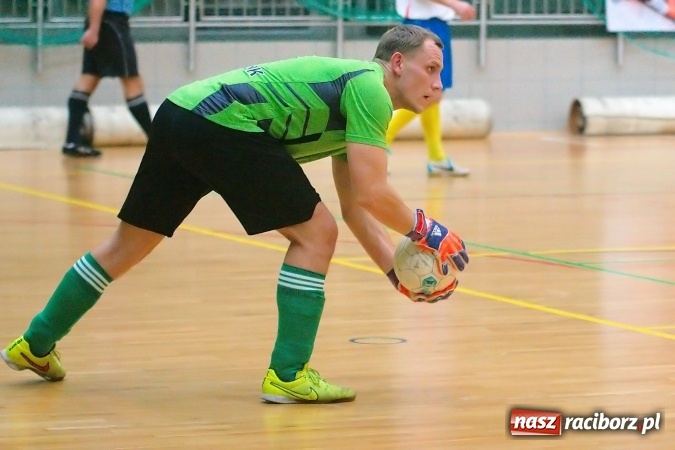 Zdjęcie w galerii na portalu naszraciborz.pl: Remisowy piątek w HLPN. Dwa tuziny goli w Arenie Rafako wiadomości z regionu