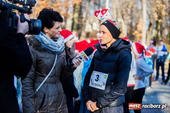 Zdjęcie w galerii na portalu naszraciborz.pl: Bieg Mikołajkowy i Nordic Walking w Parku Roth wiadomości z regionu