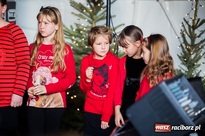 Zdjęcie w galerii na portalu naszraciborz.pl: Moc atrakcji na raciborskim Rynku wiadomości z regionu