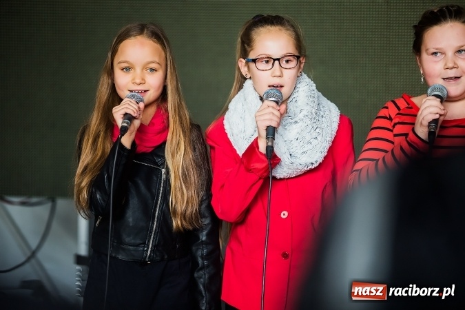 Zdjęcie w galerii na portalu naszraciborz.pl: Moc atrakcji na raciborskim Rynku wiadomości z regionu