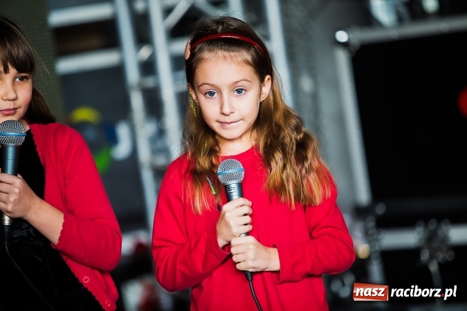 Zdjęcie w galerii na portalu naszraciborz.pl: Moc atrakcji na raciborskim Rynku wiadomości z regionu