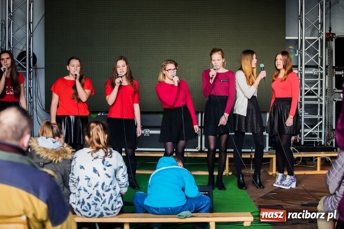 Zdjęcie w galerii na portalu naszraciborz.pl: Moc atrakcji na raciborskim Rynku wiadomości z regionu