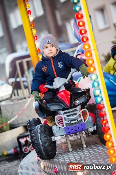 Zdjęcie w galerii na portalu naszraciborz.pl: Moc atrakcji na raciborskim Rynku wiadomości z regionu