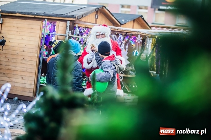 Zdjęcie w galerii na portalu naszraciborz.pl: Moc atrakcji na raciborskim Rynku wiadomości z regionu
