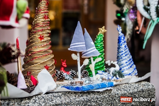 Zdjęcie w galerii na portalu naszraciborz.pl: Moc atrakcji na raciborskim Rynku wiadomości z regionu