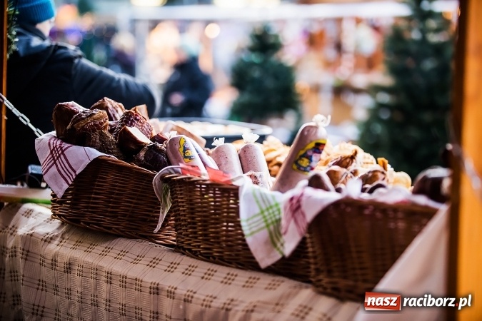 Zdjęcie w galerii na portalu naszraciborz.pl: Moc atrakcji na raciborskim Rynku wiadomości z regionu