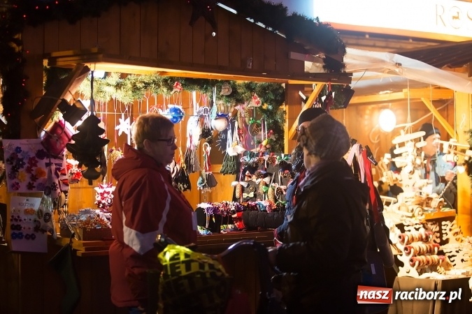 Zdjęcie w galerii na portalu naszraciborz.pl: Moc atrakcji na raciborskim Rynku wiadomości z regionu
