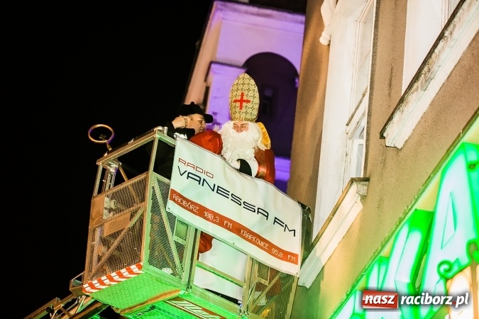 Zdjęcie w galerii na portalu naszraciborz.pl: Moc atrakcji na raciborskim Rynku wiadomości z regionu