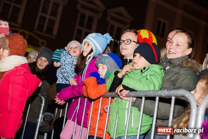 Zdjęcie w galerii na portalu naszraciborz.pl: Moc atrakcji na raciborskim Rynku wiadomości z regionu