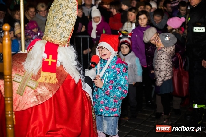 Zdjęcie w galerii na portalu naszraciborz.pl: Moc atrakcji na raciborskim Rynku wiadomości z regionu
