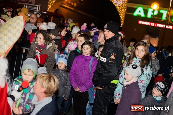 Zdjęcie w galerii na portalu naszraciborz.pl: Moc atrakcji na raciborskim Rynku wiadomości z regionu